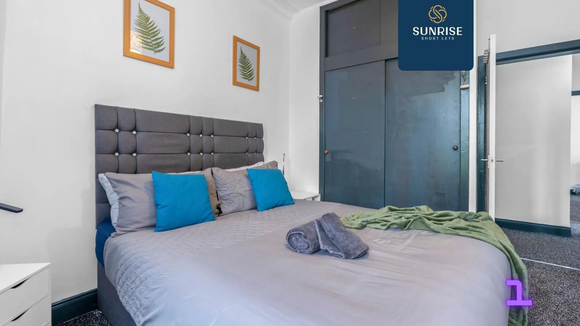 The Dens, 3 Rooms, 4 Beds, 2 Bathrooms, Fully Equipped, Wifi, Free Street Parking, 3Rd Floor Apartment Dundee